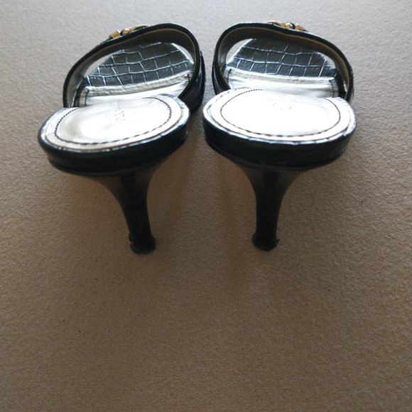 Women's Anne Klein size 7.5 black sandals - 3" heels - Picture 8 of 14